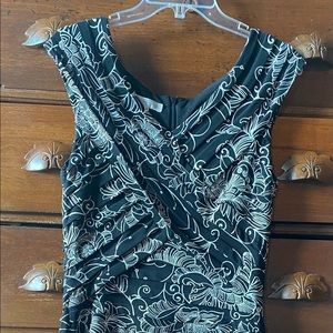 Knee-length black and white dress